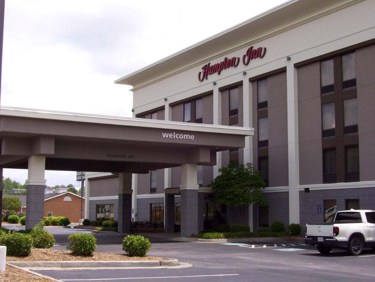 Hampton Inn - Хилсвилл Экстерьер фото