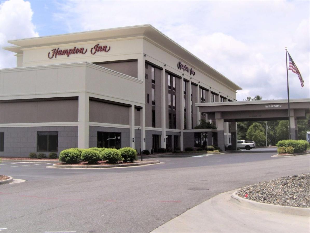 Hampton Inn - Хилсвилл Экстерьер фото
